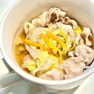 簡単　美味しい　豚肉とせん切り野菜の中華風スープ